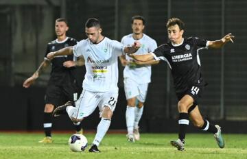 Roberto Biancu durante Olbia-Cesena | Foto Sandro Giordano