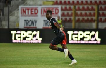 Adam Diakite, attaccante della Torres | Foto Alessandro Sanna