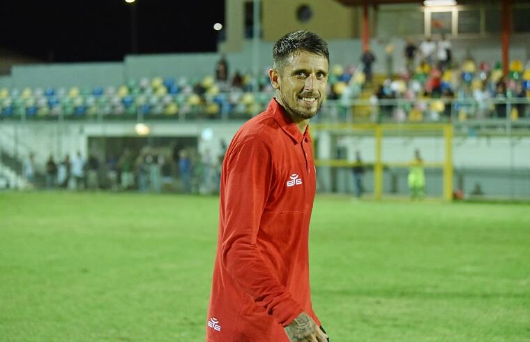 Il tecnico dell'Olbia Leandro Greco | Foto Sandro Giordano