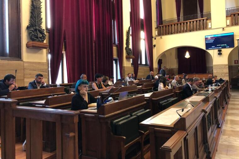 Un momento della seduta del Consiglio comunale di Cagliari