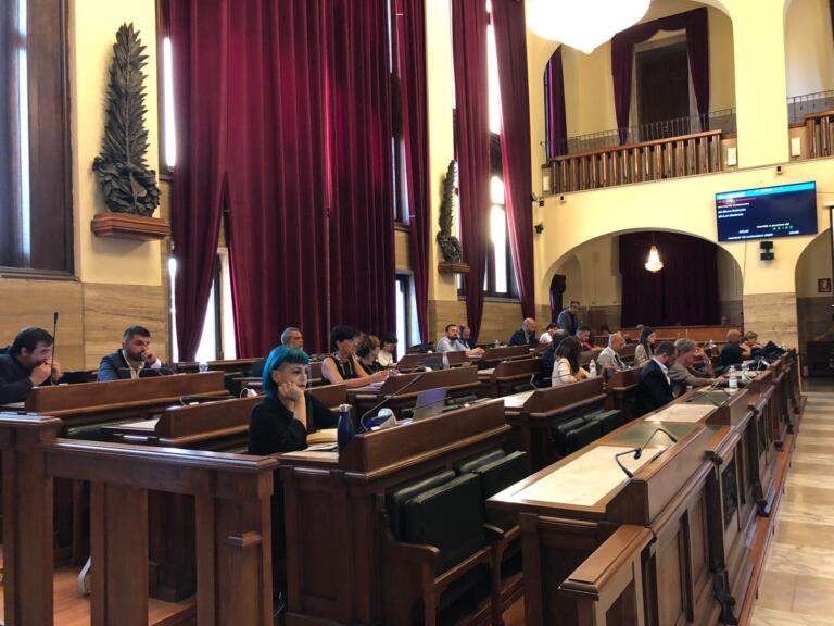 Un momento della seduta del Consiglio comunale di Cagliari