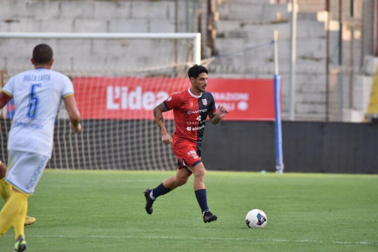 Giuseppe Mastinu durante Torres-Carrarese | Foto Alessandro Sanna