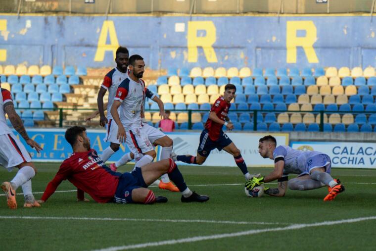 Un intervento di Zaccagno durante Torres-Sestri Levante