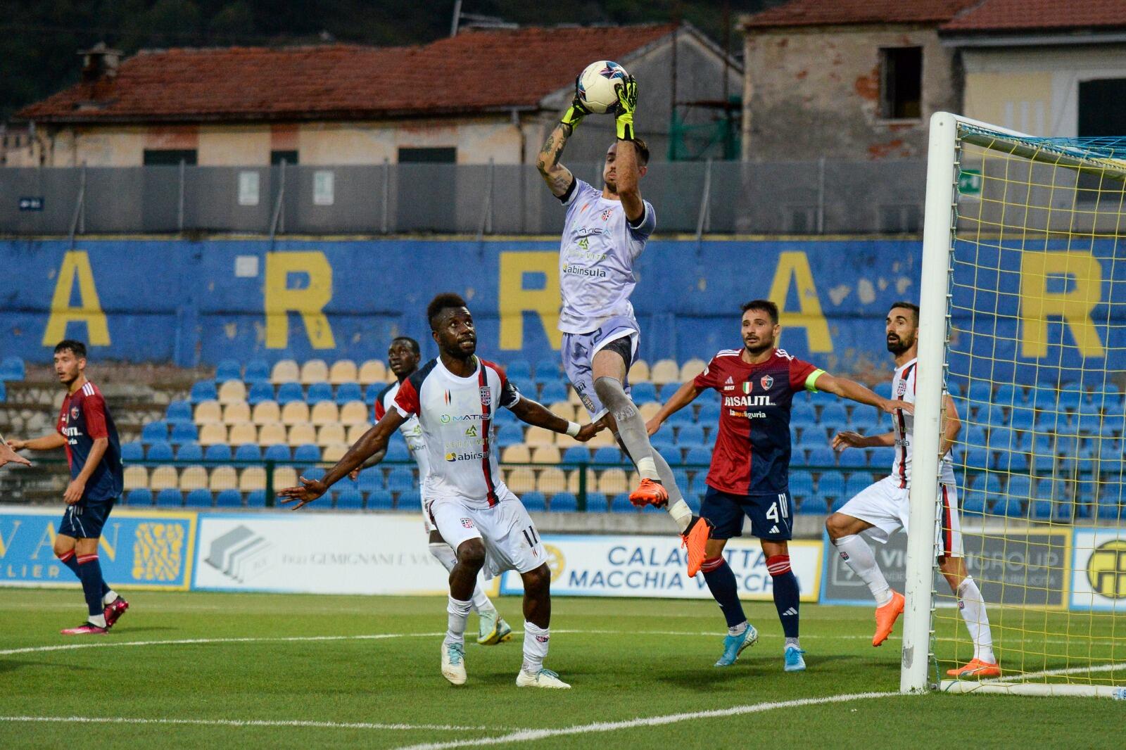 Zaccagno in uscita durante Sestri Levante-Torres