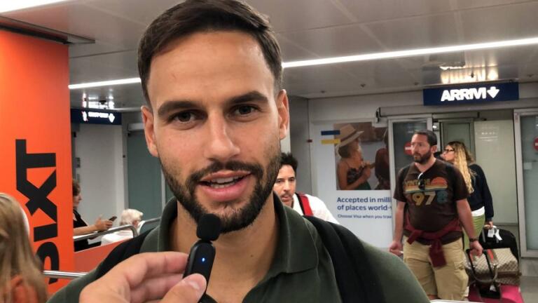 Pantelis Hatzidiakos all'arrivo di Linate | Foto Centotrentuno