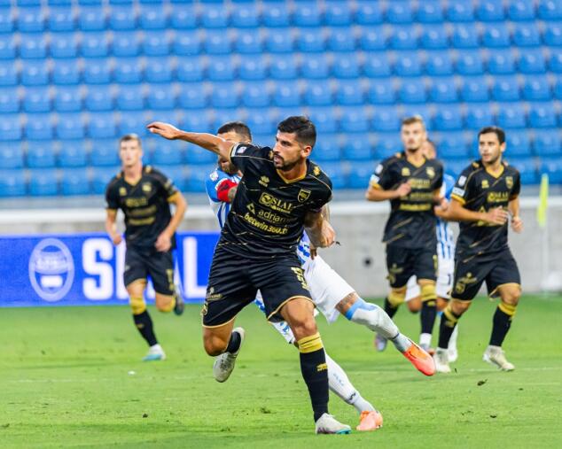 Pescara in campo contro la Spal | Foto Nicolò Farina