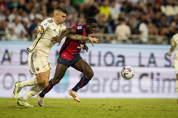 Zito Luvumbo durante Cagliari-Roma | Foto Valerio Spano