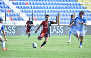 Francesco Ruocco in azione durante la sfida contro la Spal | Foto Alessandro Sanna