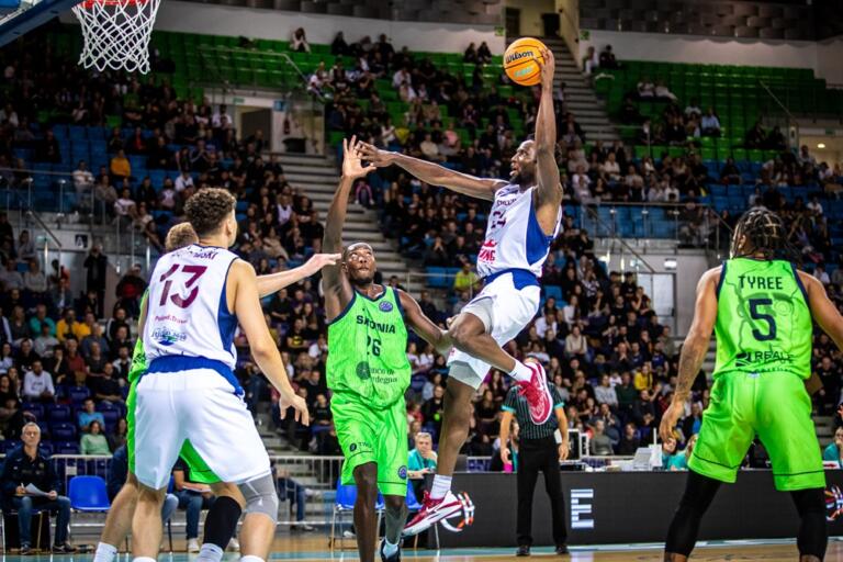 Un momento di Stettino-Dinamo Sassari | Foto Basketball Champions League