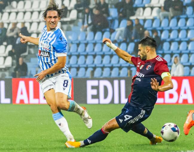 Massimiliano Pane capitano del Sestri Levante, in azione contro la SPAL | Foto Nicolò Farina