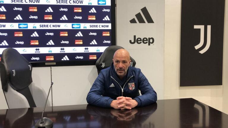 Alfonso Greco, allenatore della Torres | Foto Centotrentuno