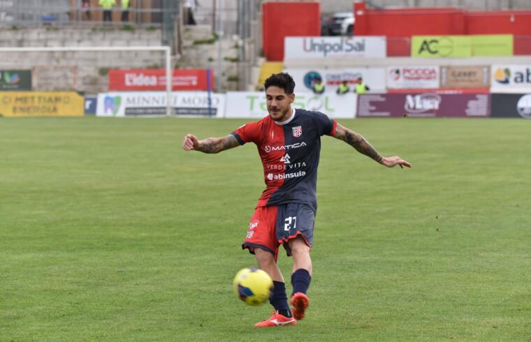 Giuseppe Mastinu, centrocampista della Torres | Foto Alessandro Sanna