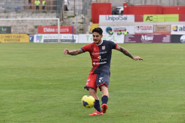 Giuseppe Mastinu, centrocampista della Torres | Foto Alessandro Sanna