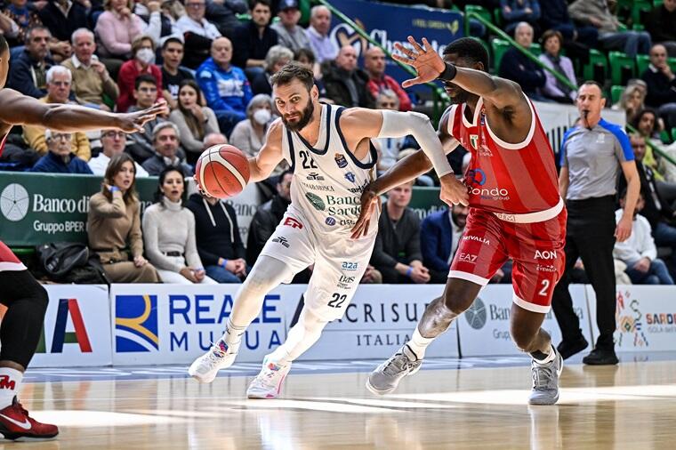Stefano Gentile durante Dinamo Sassari-Olimpia Milano | Foto Luigi Canu