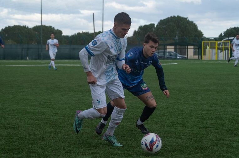 Lancioni, giocatore del Budoni | Foto Davide Ungredda