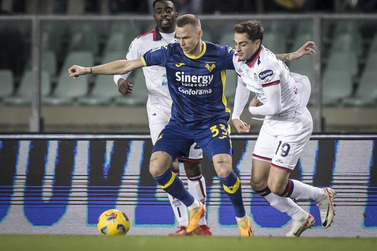 Oristanio durante Verona-Cagliari | Foto Valerio Spano