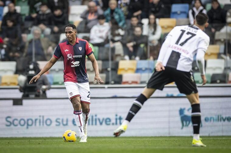 Yerry Mina durante Udinese-Cagliari | Foto Valerio Spano