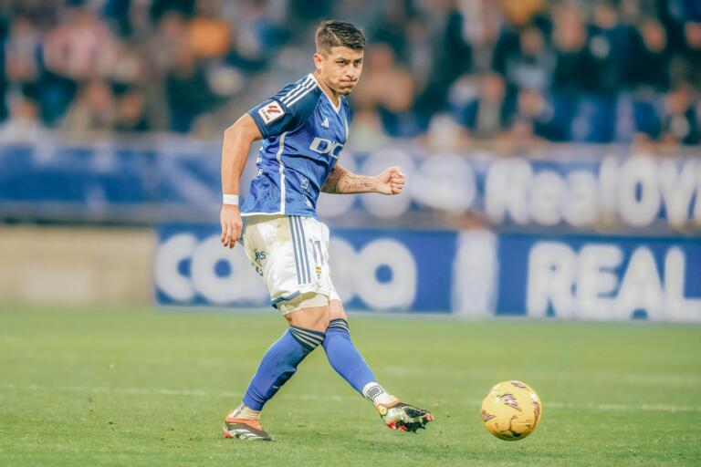 Santiago Colombatto con la maglia del Real Oviedo | Foto X
