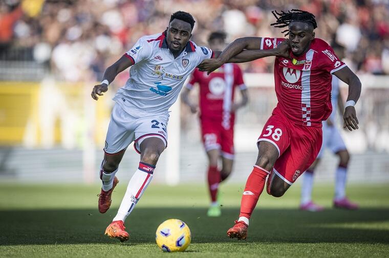 Cagliari - Antoine Makoumbou durante la sfida contro il Monza | Foto Valerio Spano