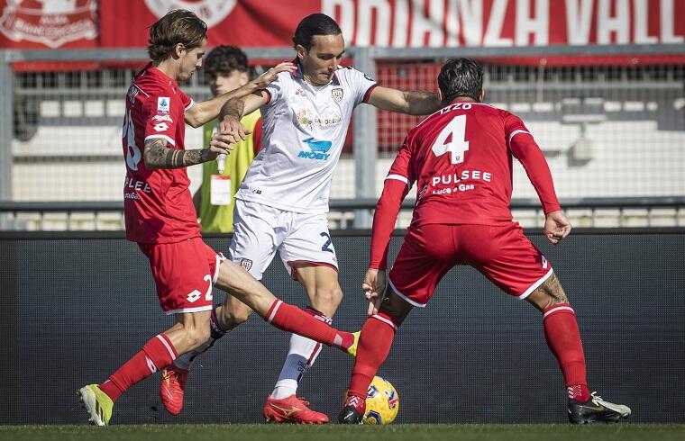 Cagliari - Tommaso Augello durante la sfida contro il Monza | Foto Valerio Spano