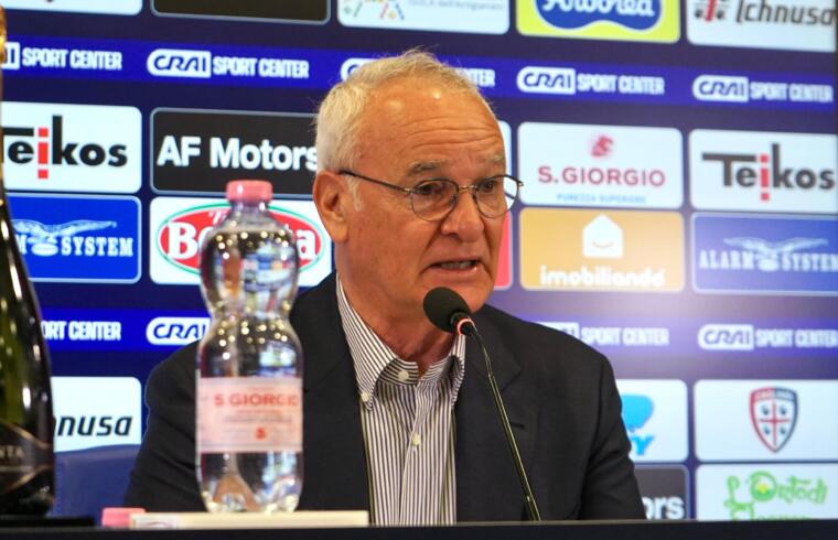 L’allenatore del Cagliari Claudio Ranieri