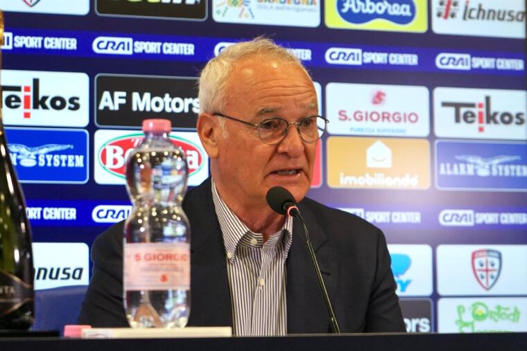 L’allenatore del Cagliari Claudio Ranieri