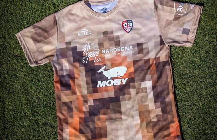 Maglia-Cagliari-Sa-Die-de-sa-Sardinia-2024