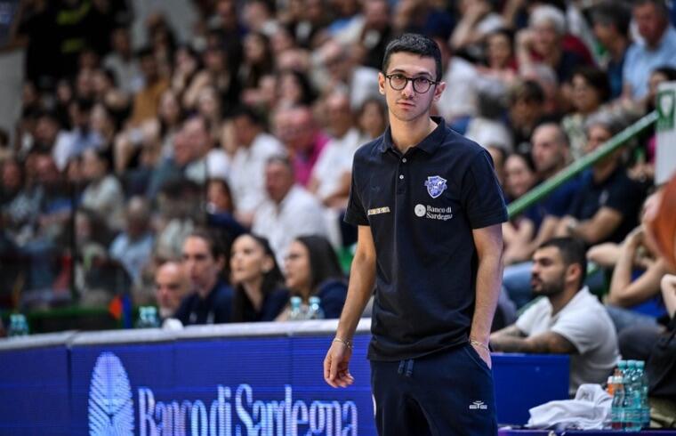 Antonio Carlini, coach della Sef Torres | Foto Luigi Canu