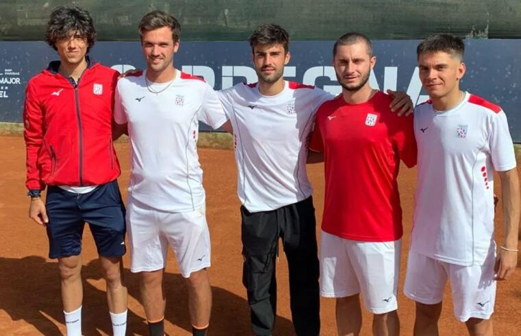 La squadra maschile del Tennis Club Cagliari | Foto TC