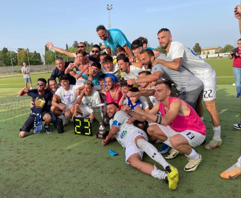La gioia del Monastir vincitore della Coppa Italia Promozione