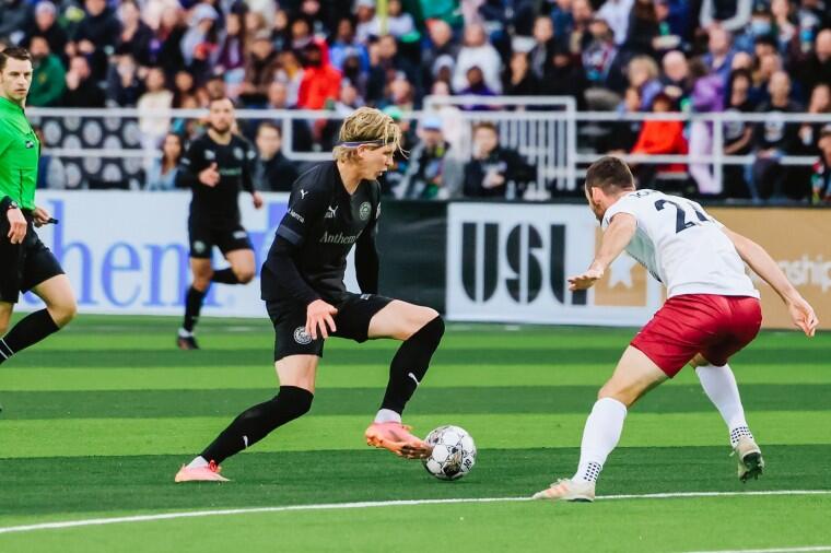 Karlsson in azione con i colori degli Oakland Roots | Foto Facebook Oakland Roots Sports Club