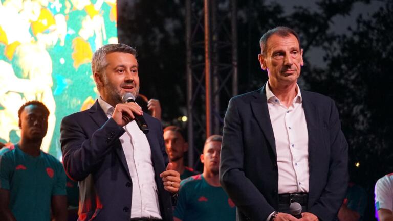 Stefano Melis (direttore generale del Cagliari) e Nereo Bonato (direttore sportivo del Cagliari) in occasione della presentazione della squadra a Costa Reri | Foto Centotrentuno