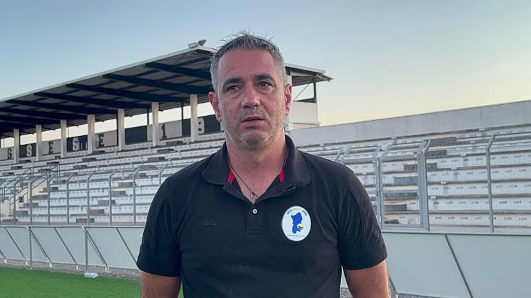 Francesco Loi, tecnico del Costa Orientale Sarda, dopo l'amichevole con l'Ossese