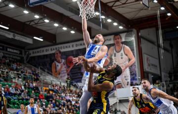 Michal Sokolowski Banco di Sardegna Dinamo Sassari - Givova Scafati Legabasket LBA Serie A Unipol 2024-2025 Sassari, 28/09/2024 Foto L.Canu / Ciamillo-Castoria