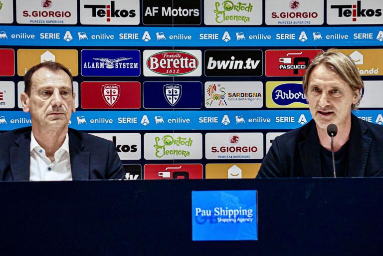 Davide Nicola insieme al direttore sportivo del Cagliari Nereo Bonato durante la conferenza stampa di presentazione