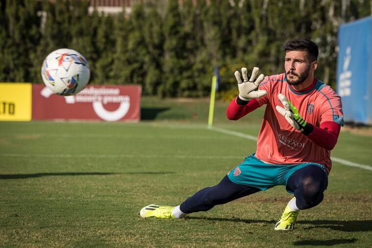 Sherri-Cagliari-Calcio