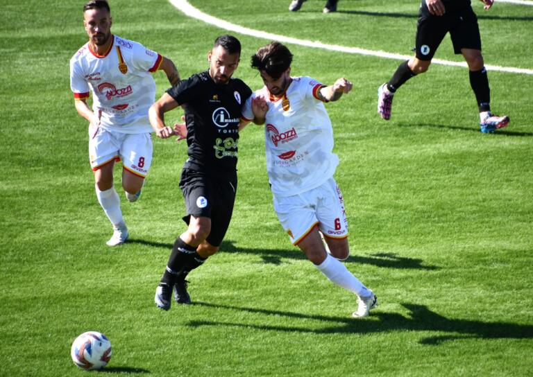 Uno scatto della sfida tra Atletico Uri e Costa Orientale Sarda | Foto Paolo Massaro