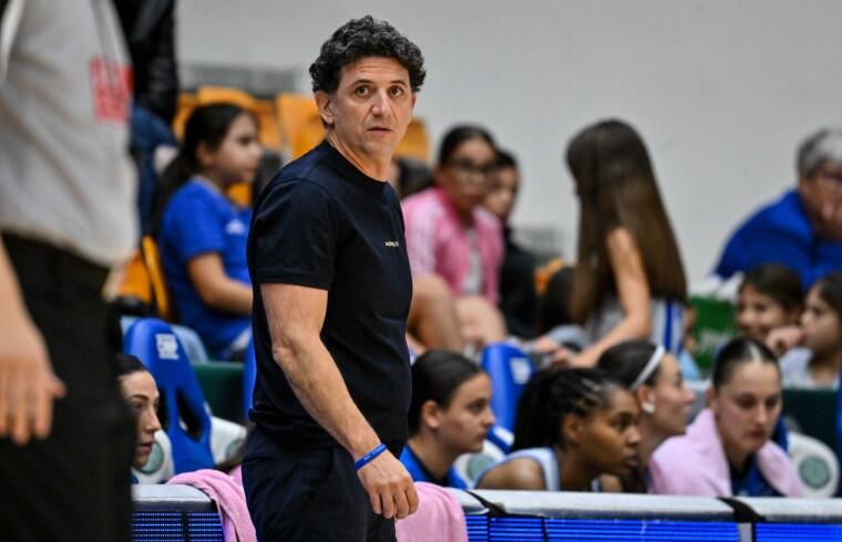 Antonello Restivo, coach della Dinamo Women | Foto Luigi Canu
