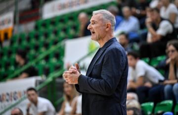 Nenad Markovic durante Dinamo Sassari-Anwil Wloclawek | Foto Luigi Canu