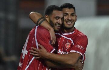 Mezzoni e Montevago festeggiano un gol del Perugia | Foto Facebook Lega Pro