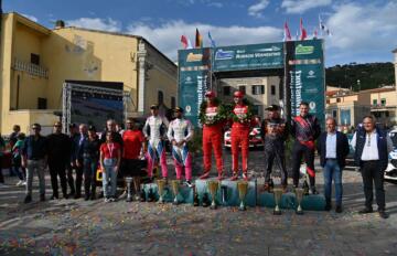 Il podio finale del 21° Rally dei Nuraghi e del Vermentino