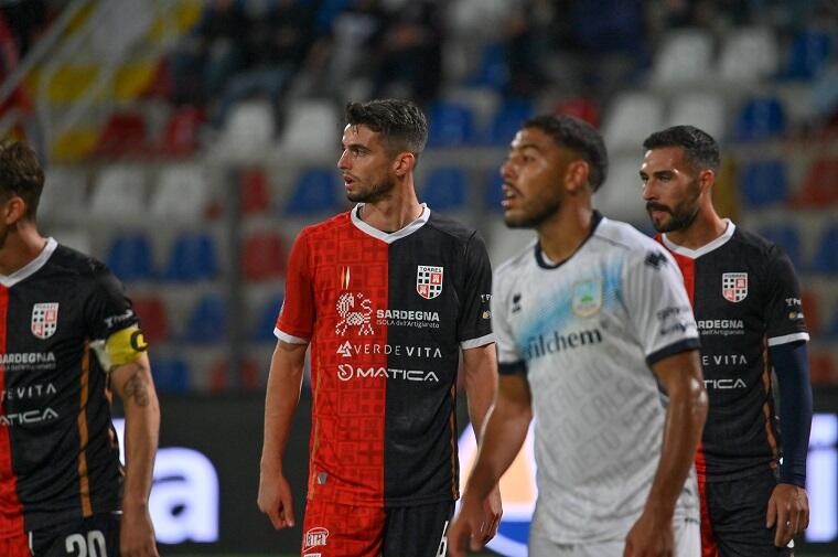Luca Coccolo, difensore della Torres | Foto Alessandro Sanna