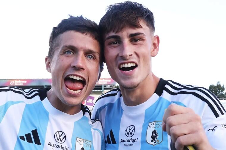 Bariti e Guiu esultano in maglia Entella | Foto Facebook Lega Pro