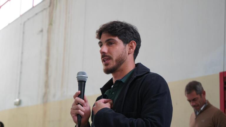 Giuseppe Mastinu all'Istituto Comprensivo Latte Dolce Agro | Foto Torres