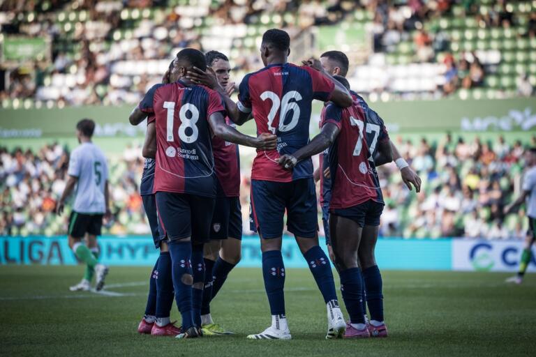 cagliari-esultanza-luvumbo